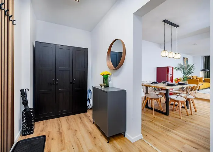 Apartment Zentrales - Balkon, Bar Cologne