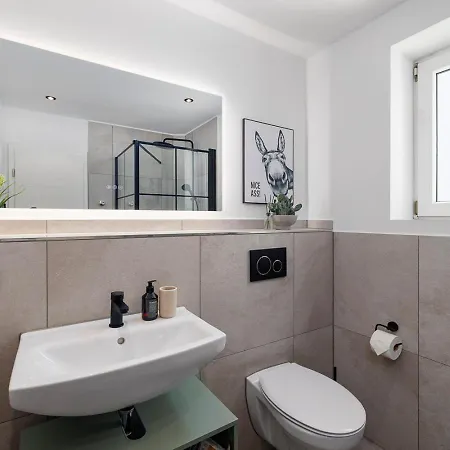 Appartement Zentrales - Balkon, Bar